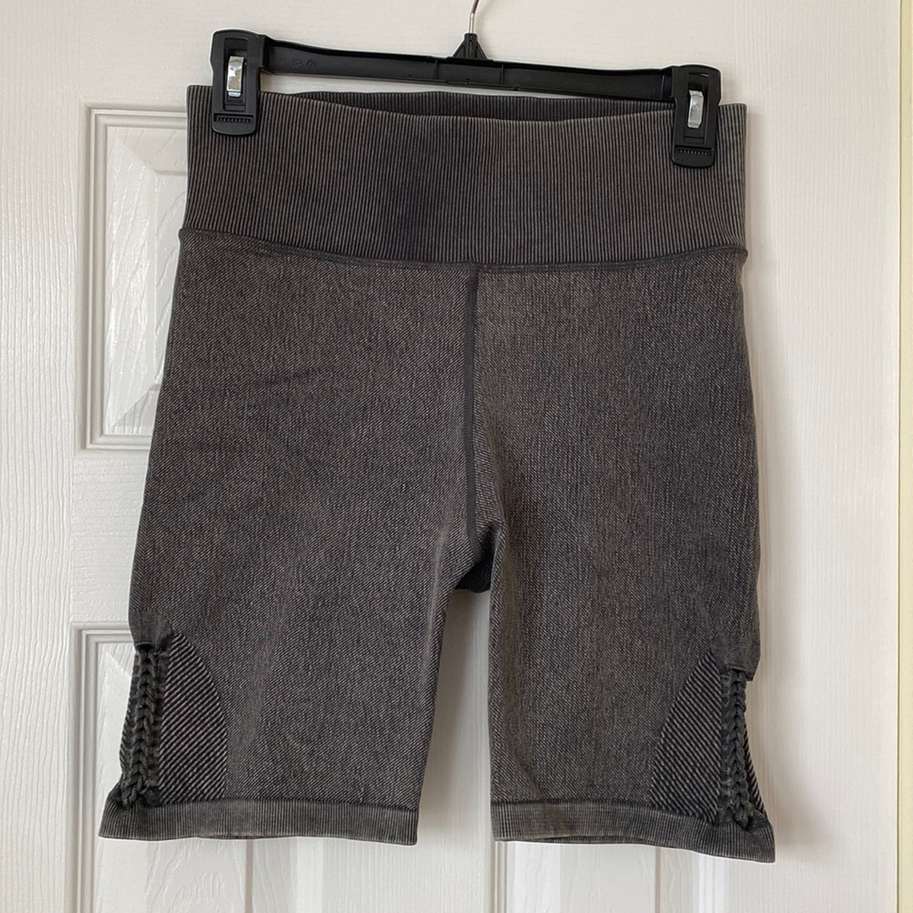 Aerie biker shorts